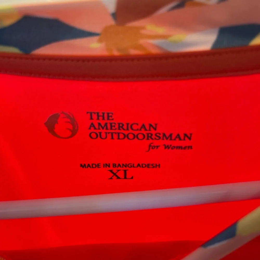 NWOT The American Outdoorsman Sun Tee - Picture 3 of 3